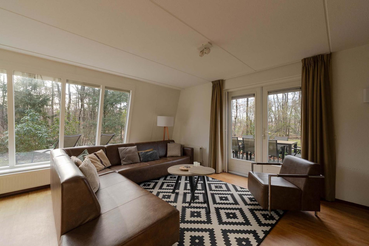 Vrijstaande woning te koop: Krimweg 140-21, Hoenderloo