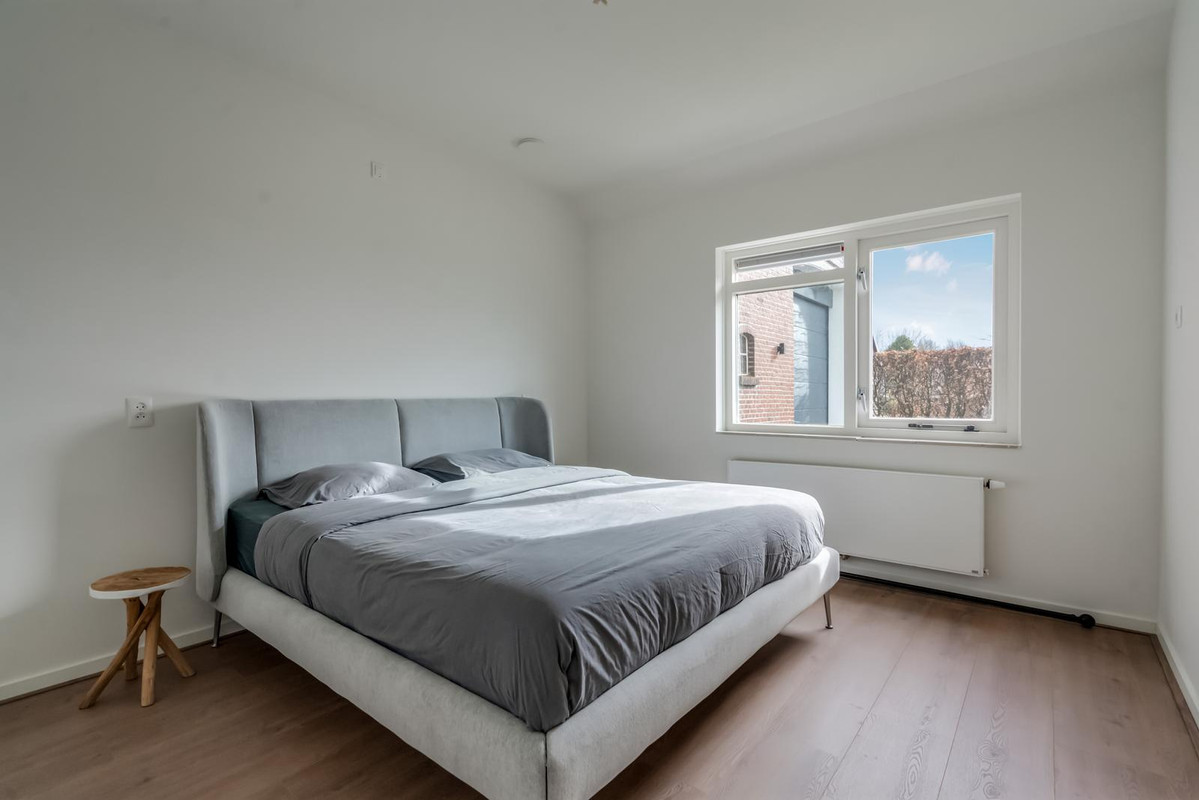 Vrijstaande woning te koop: Meenteweg 7, Overschild
