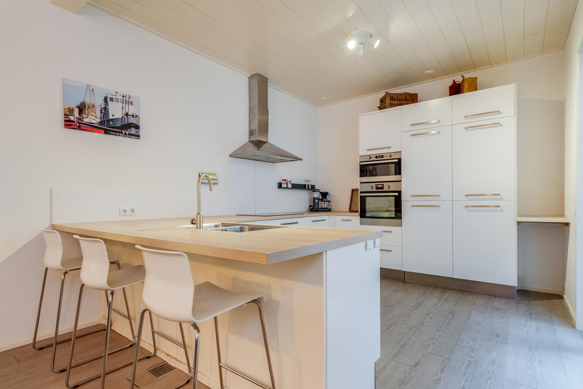Vrijstaande woning te koop: Meenteweg 7, Overschild