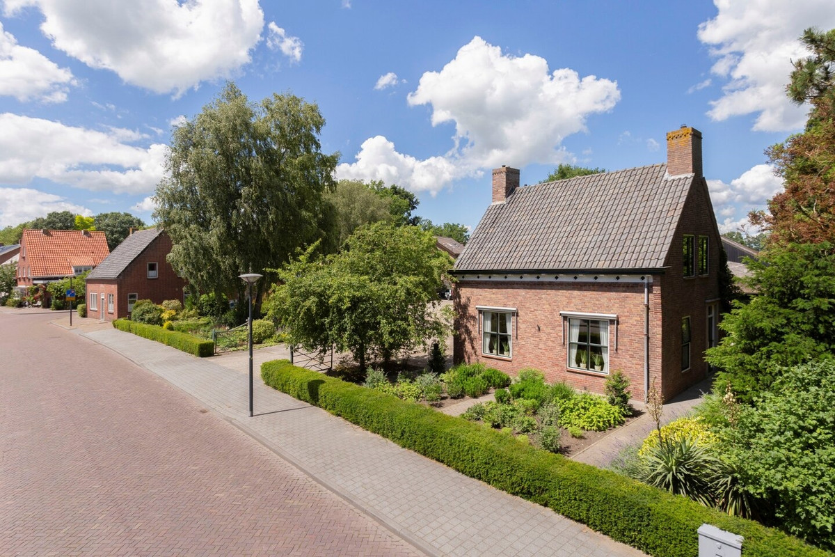 Vrijstaande woning te koop: Kerkstraat 69, Lepelstraat