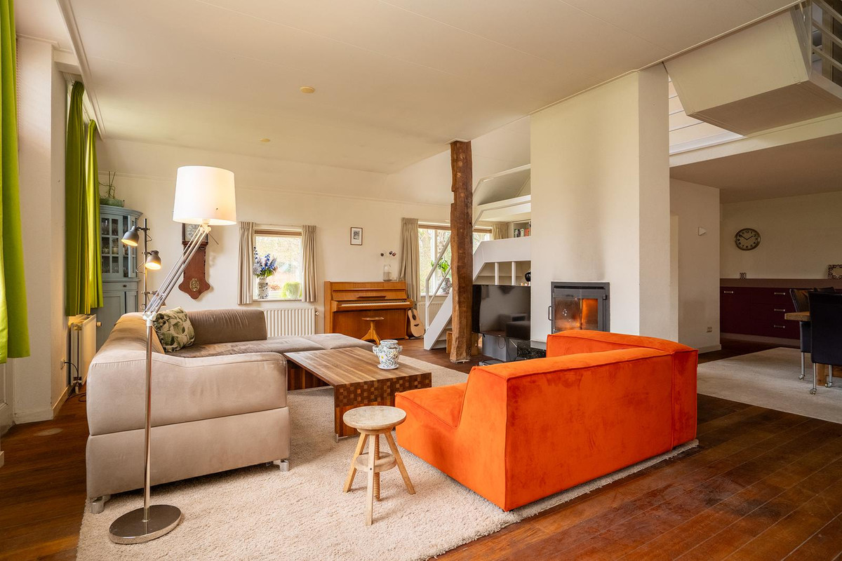 Vrijstaande woning te koop: Voshaarweg 110, Enschede