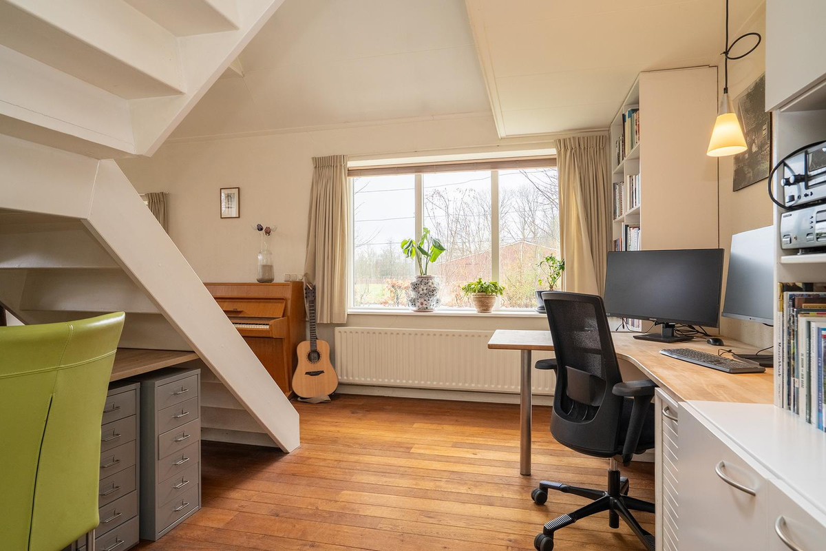 Vrijstaande woning te koop: Voshaarweg 110, Enschede
