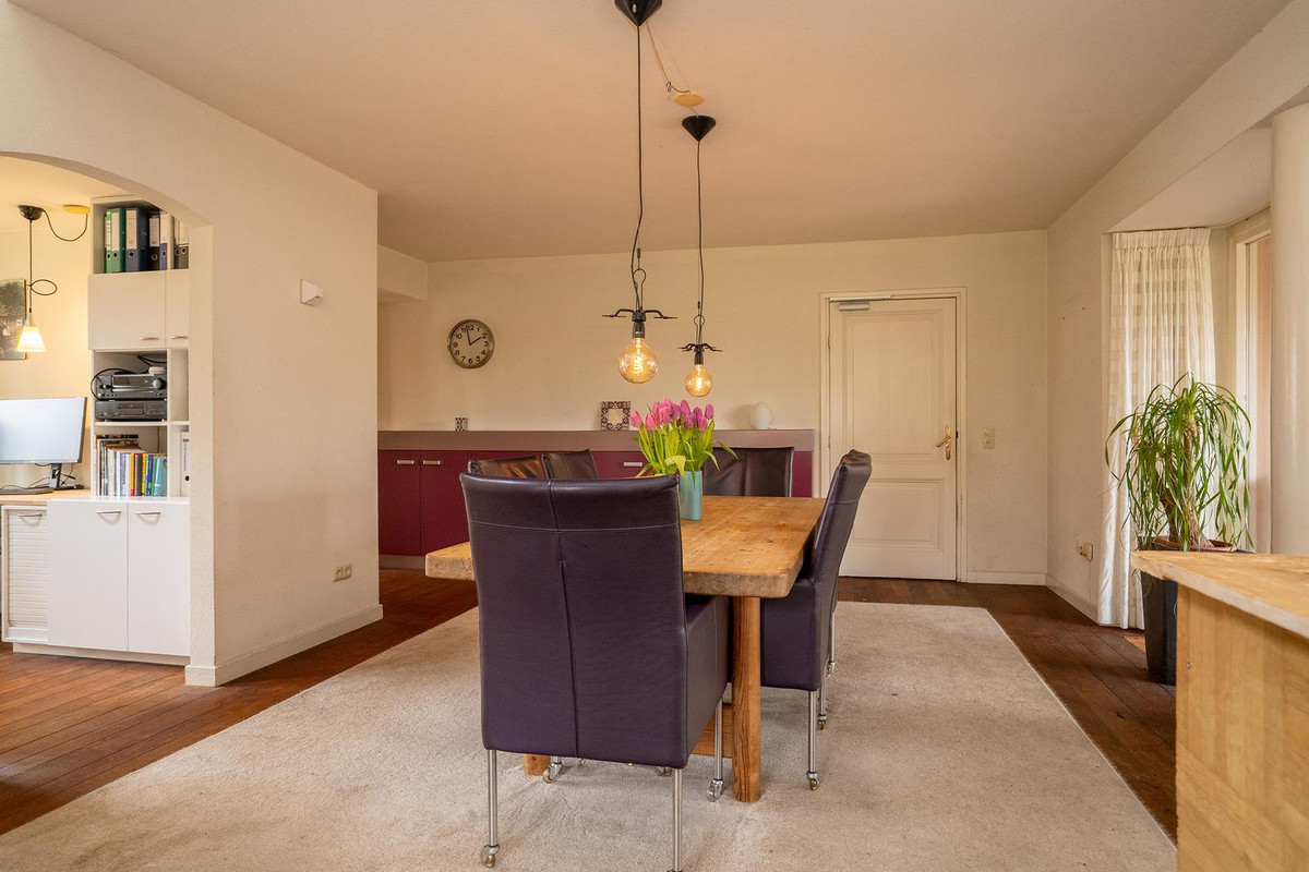 Vrijstaande woning te koop: Voshaarweg 110, Enschede