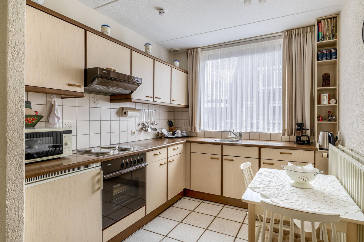 Hoekwoning te koop: Dr. Knippenberghof 35, Helmond