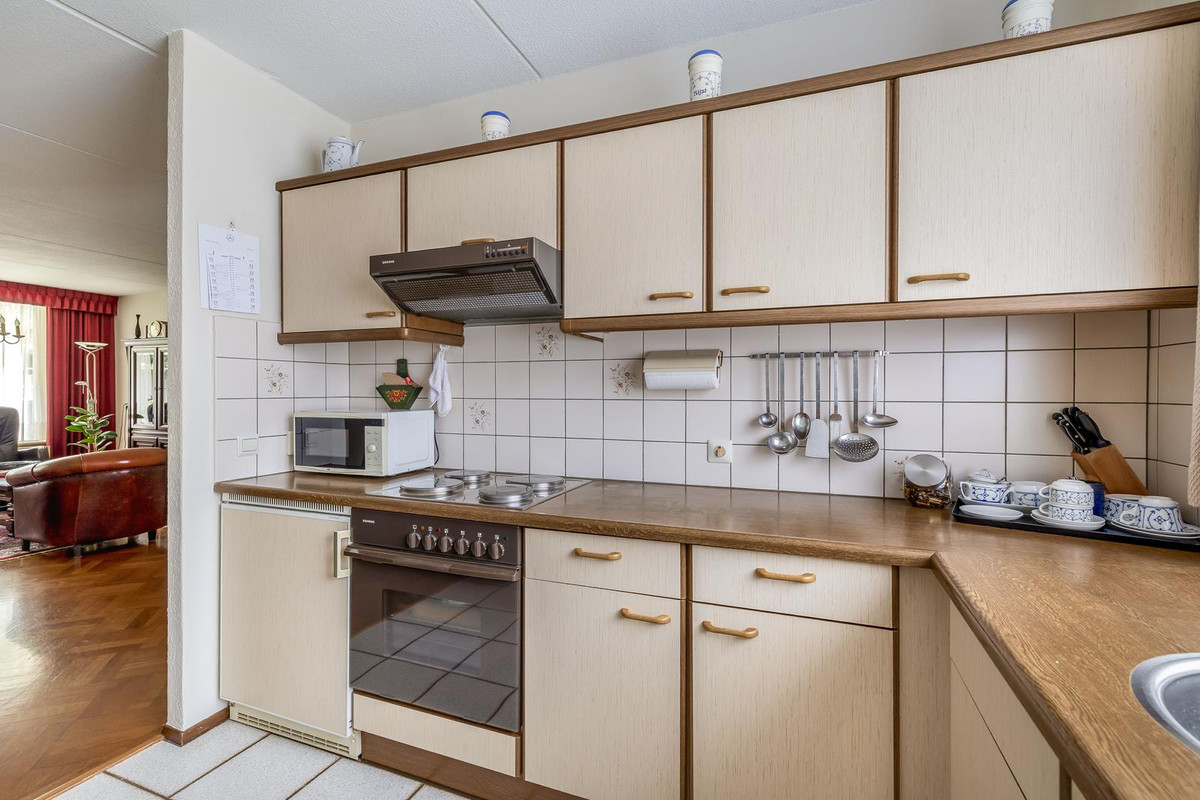 Hoekwoning te koop: Dr. Knippenberghof 35, Helmond