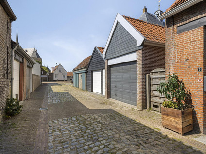 Markt 8