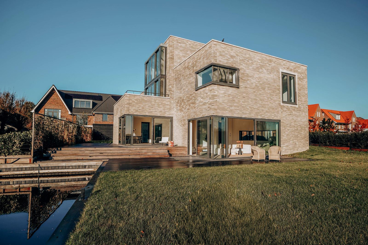 Vrijstaande woning te koop: Liburne 20, Leidschendam