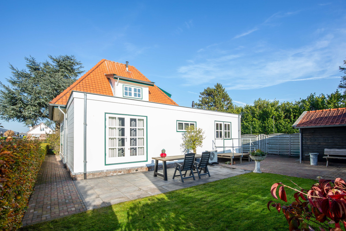 Vrijstaande woning te koop: Aalsmeerderweg 236, Aalsmeer