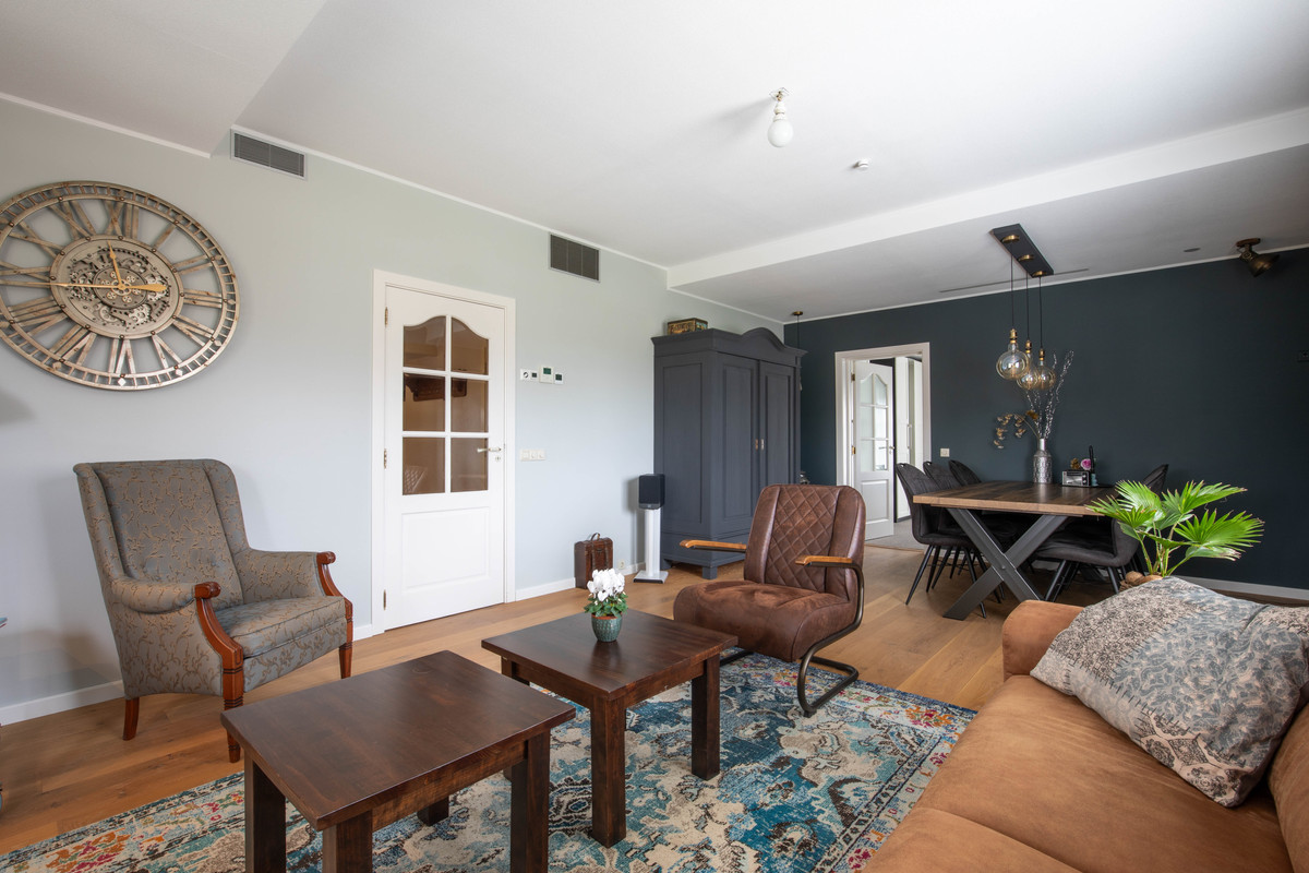 Vrijstaande woning te koop: Aalsmeerderweg 236, Aalsmeer