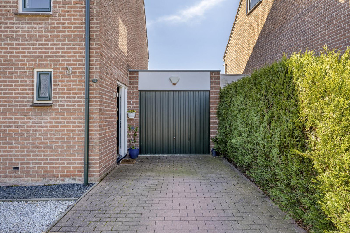 Vrijstaande woning te koop: Klaprooslaan 95, Terneuzen