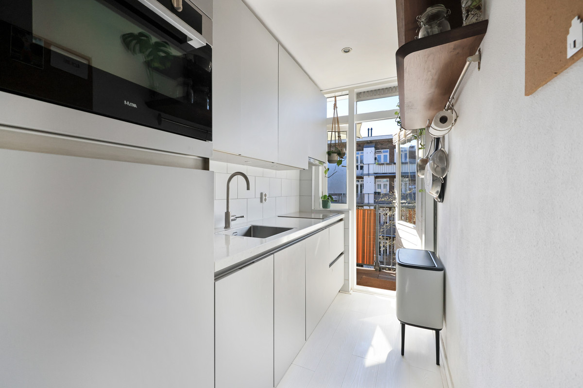 Appartement te koop: Bos en Lommerweg 18-2, Amsterdam
