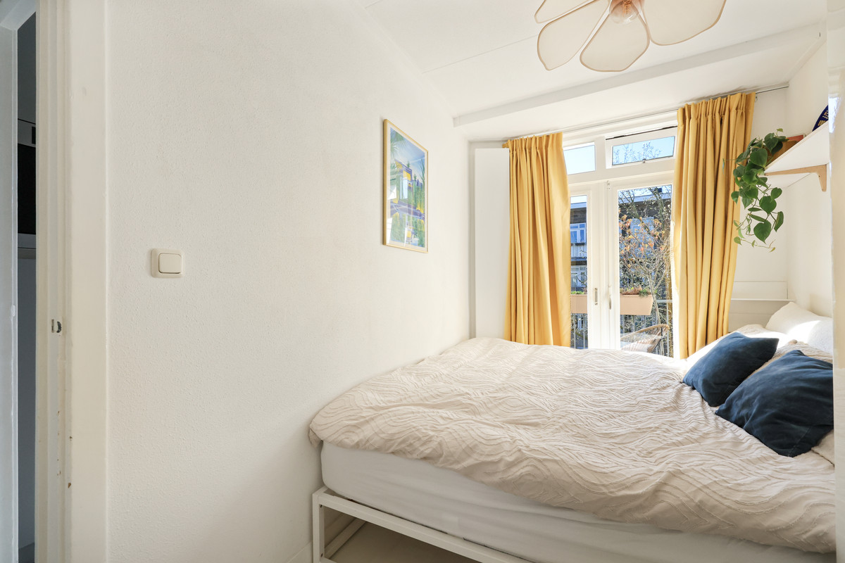 Appartement te koop: Bos en Lommerweg 18-2, Amsterdam