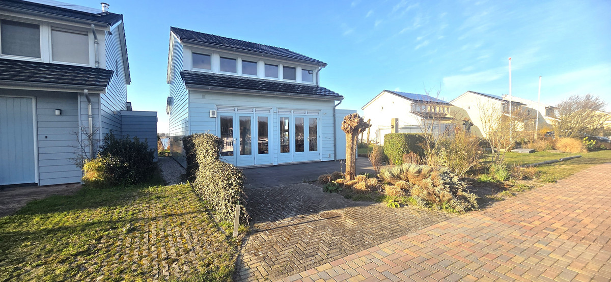 Vrijstaande woning te koop: Wierhooft 25, Wieringerwerf