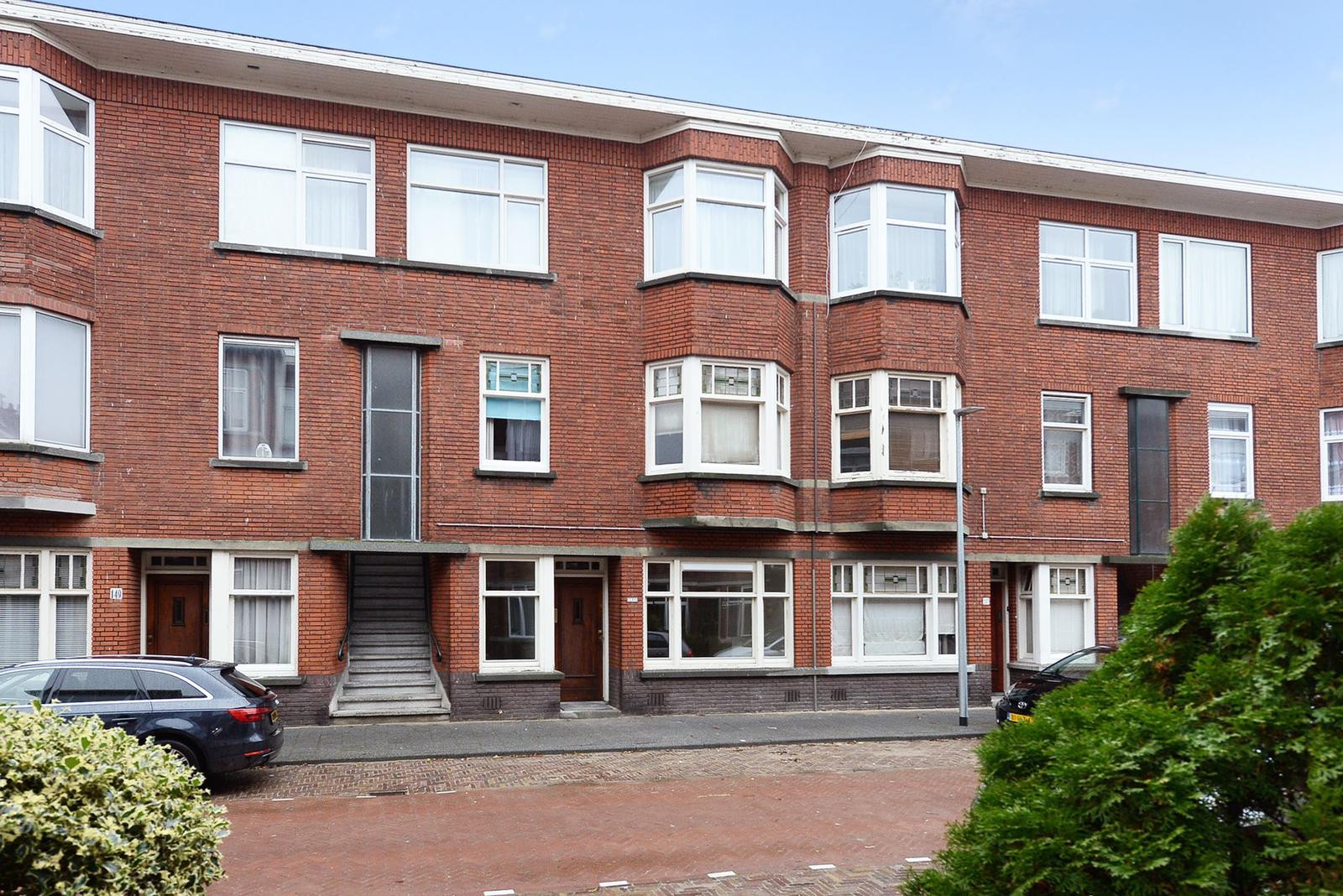 Staverdenstraat 143RE, Den Haag