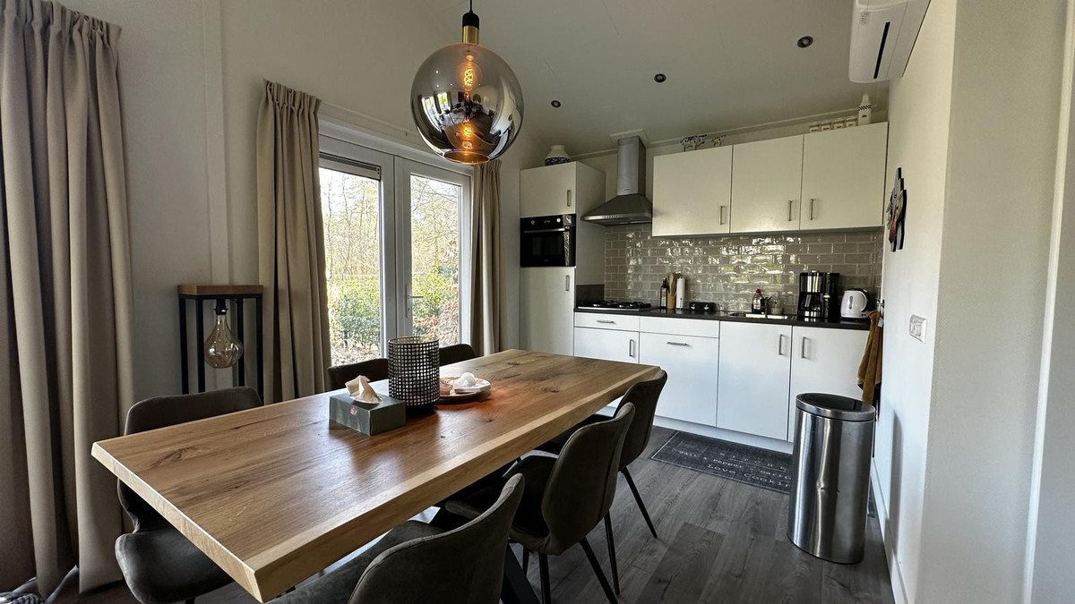 Vrijstaande woning te koop: Krimweg 160-212, Hoenderloo
