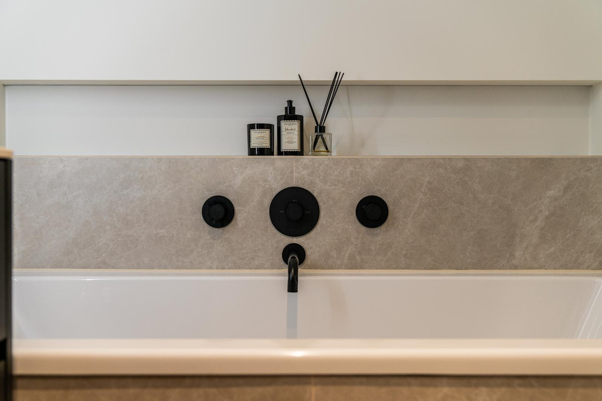 Appartement te koop: Emmasingel 31-143, Eindhoven