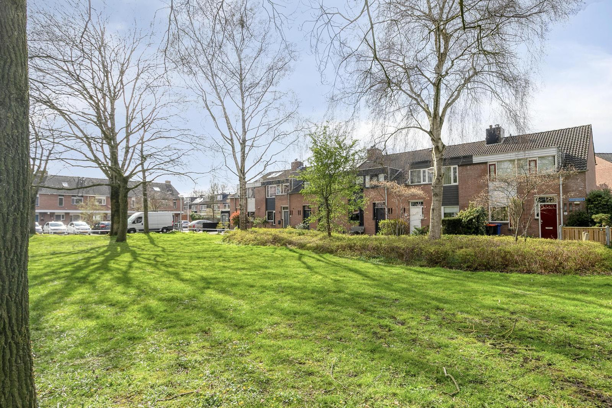 Tussenwoning te koop: Roelingsbeek 13, Zwolle