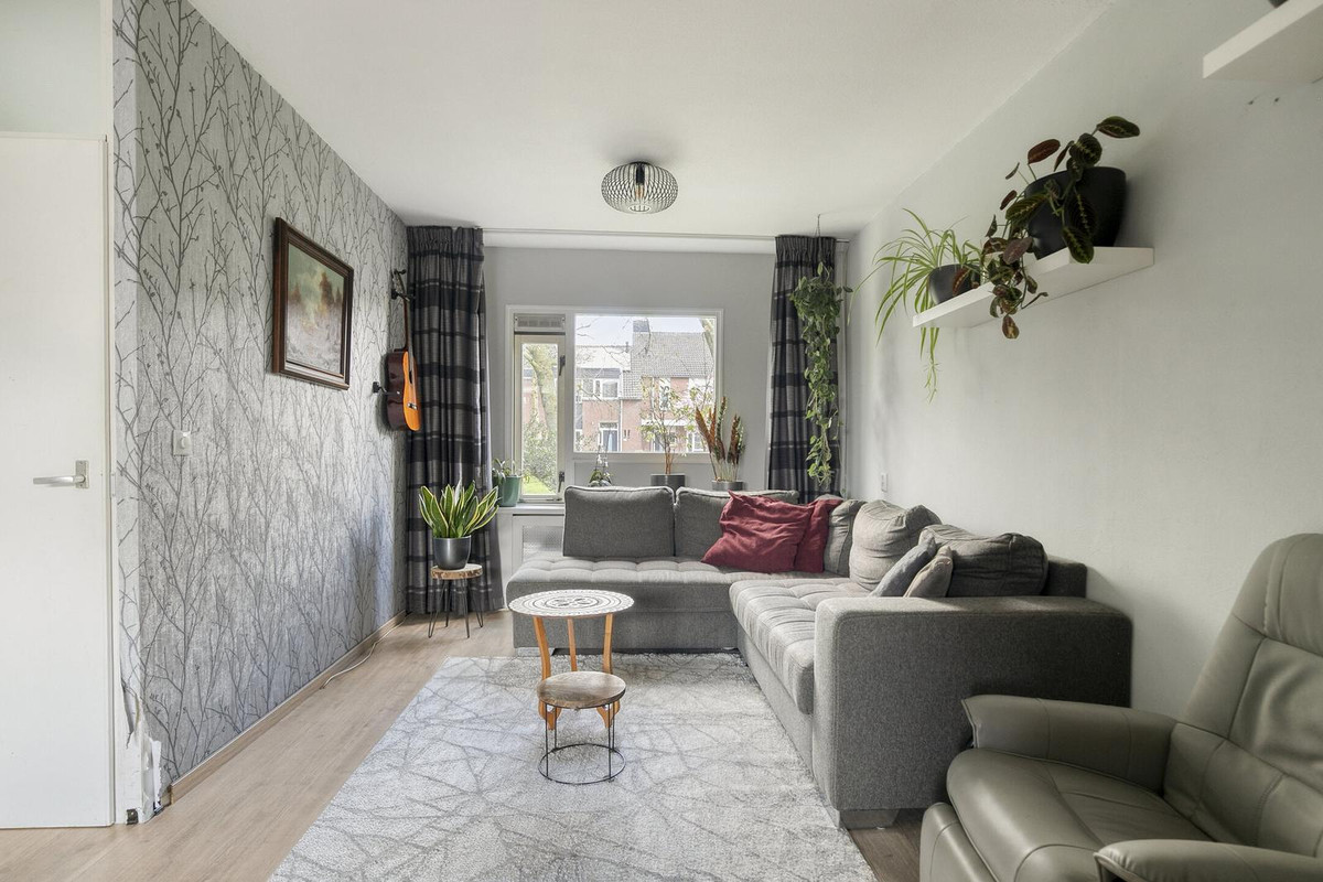 Tussenwoning te koop: Roelingsbeek 13, Zwolle