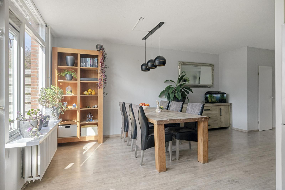 Tussenwoning te koop: Roelingsbeek 13, Zwolle