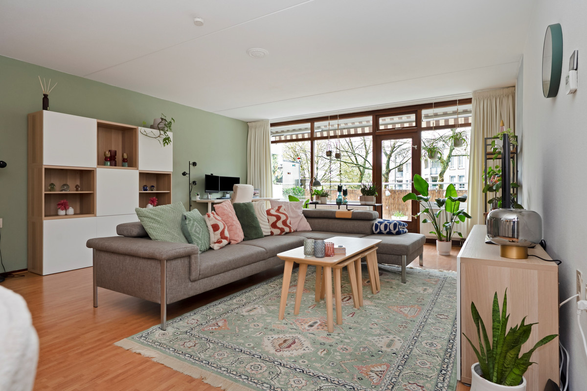 Appartement te koop: De Heugden 21, Heerlen