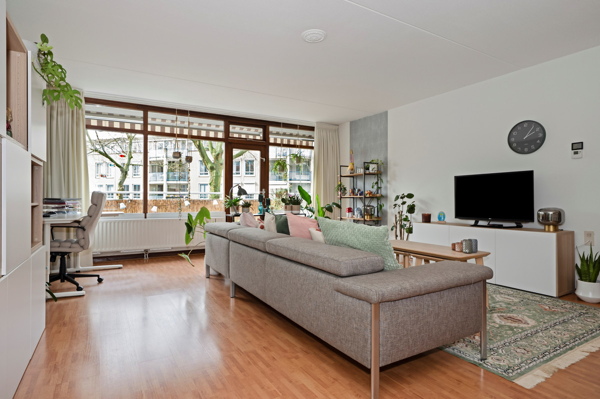 Appartement te koop: De Heugden 21, Heerlen