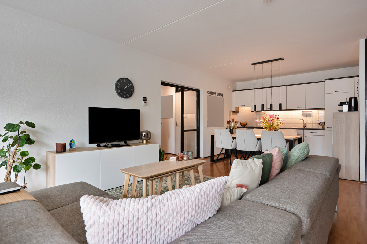 Appartement te koop: De Heugden 21, Heerlen