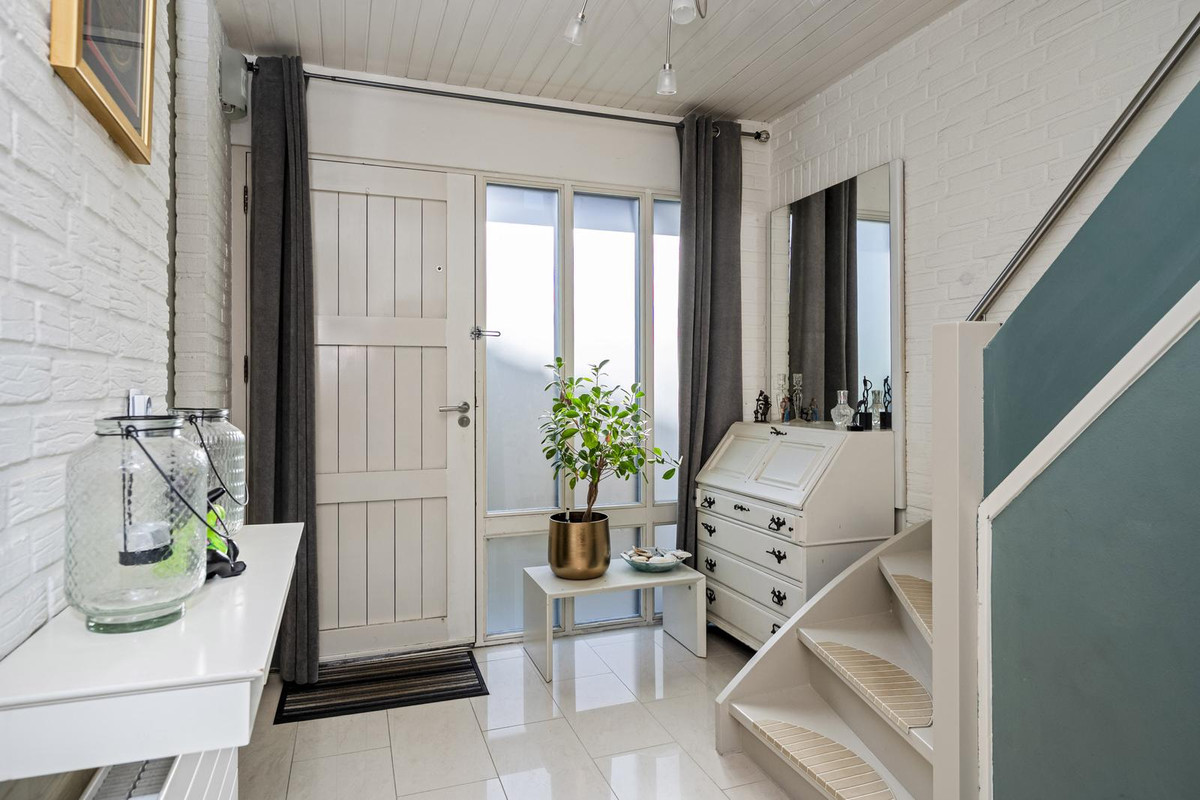 Vrijstaande woning te koop: Sluisweg 14, Born