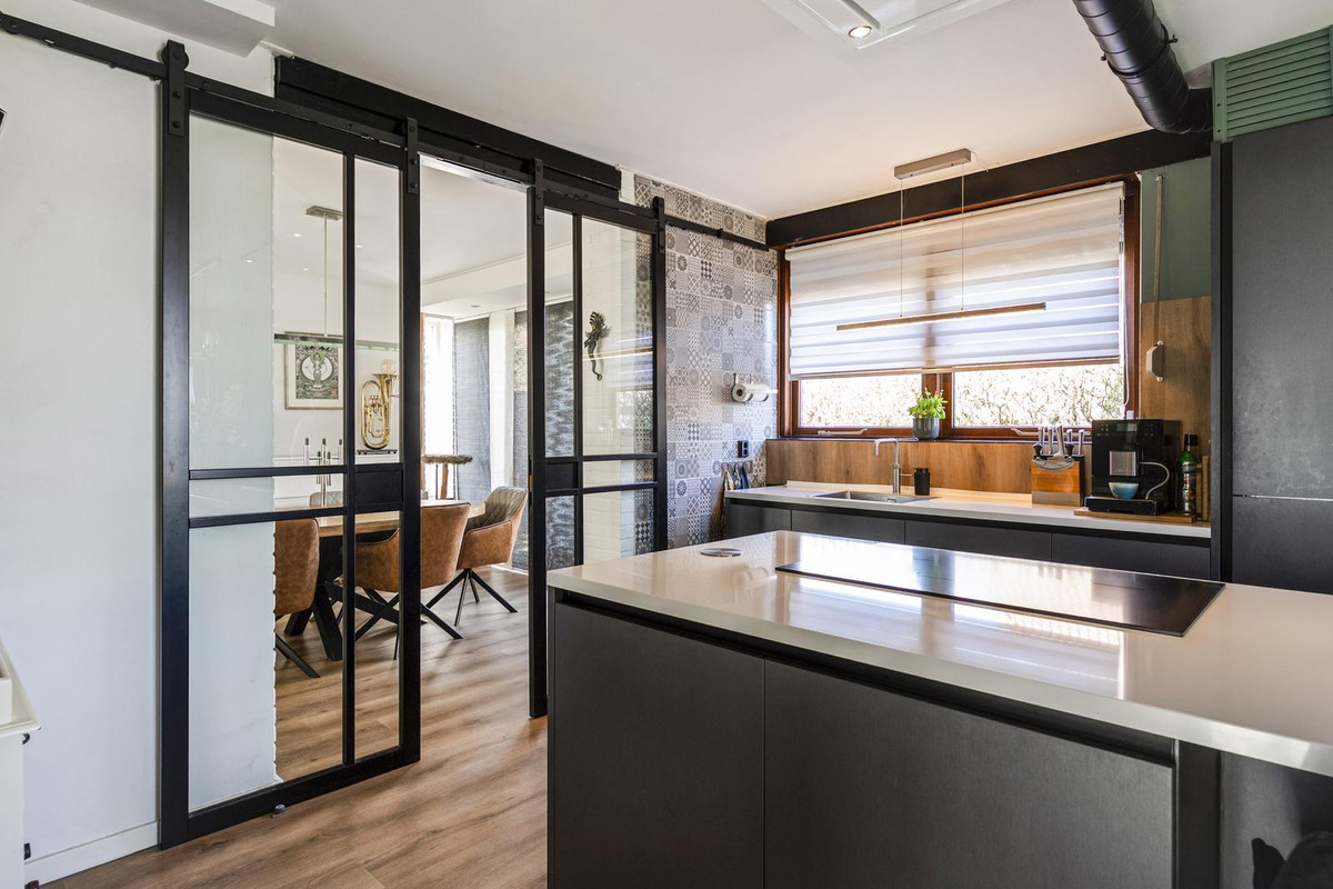 Vrijstaande woning te koop: Sluisweg 14, Born