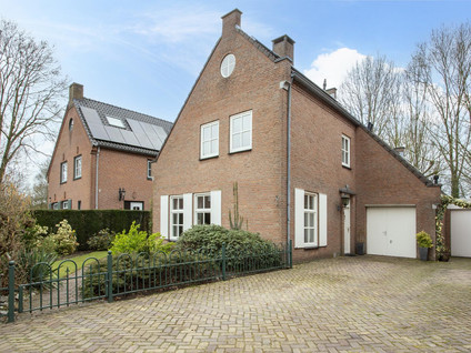 Het Hofveld 16