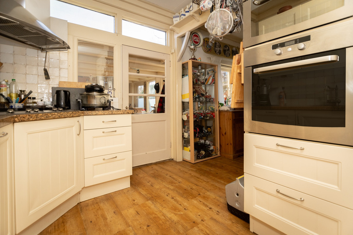 Vrijstaande woning te koop: Slingerweg 111, Hippolytushoef