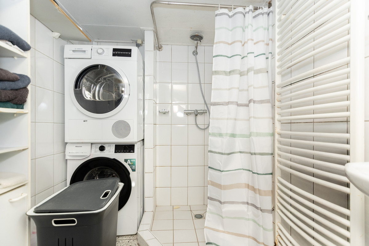 Vrijstaande woning te koop: Slingerweg 111, Hippolytushoef