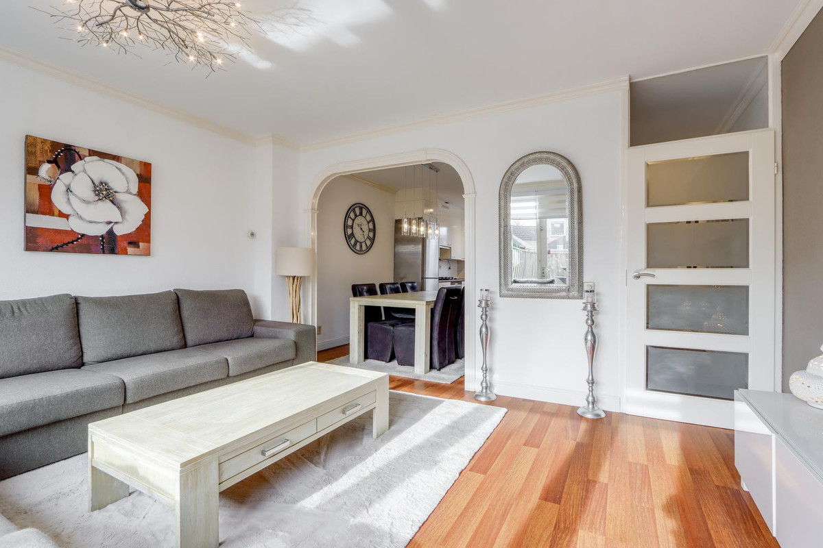 Tussenwoning te koop: Engelsholm 52, Hoofddorp