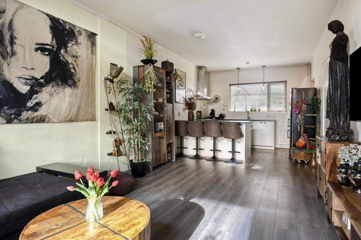Tussenwoning te koop: Van Ittersumstraat 89, Zwolle