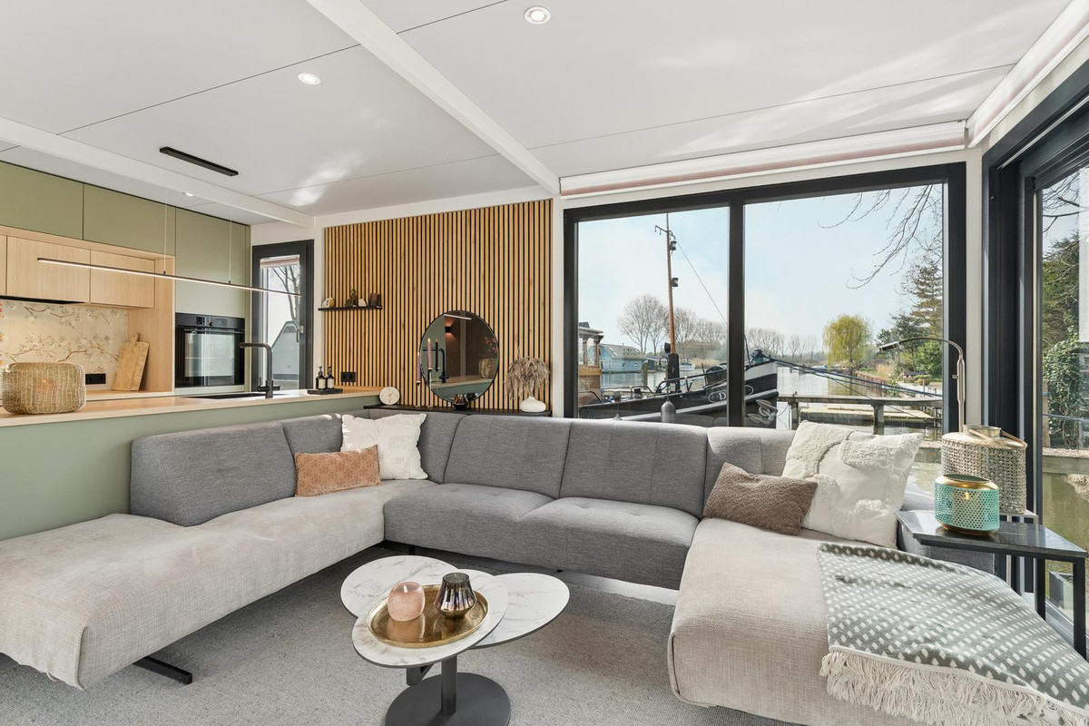 Vrijstaande woning te koop: Kraanweg 28, Lelystad