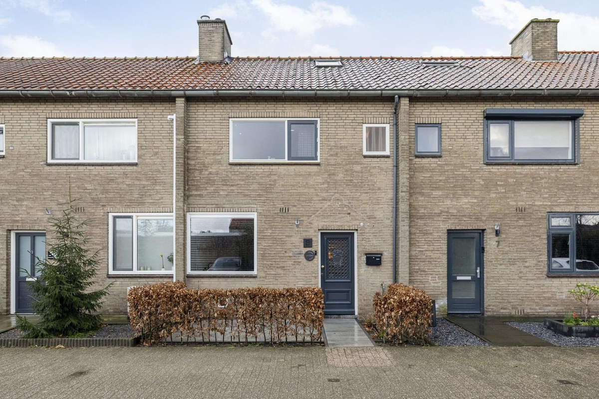 Tussenwoning te koop: Kruispad 8, Prinsenbeek