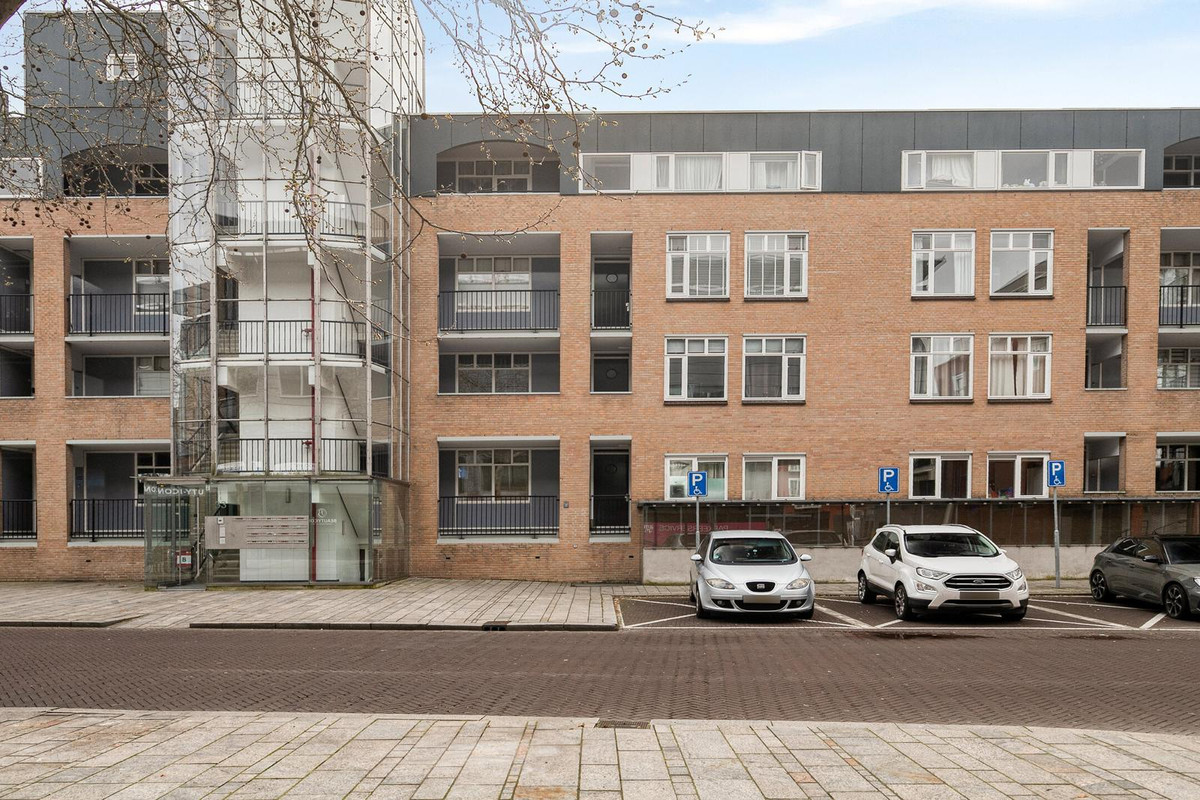 Appartement te koop: Blekerstraat 23, Almere