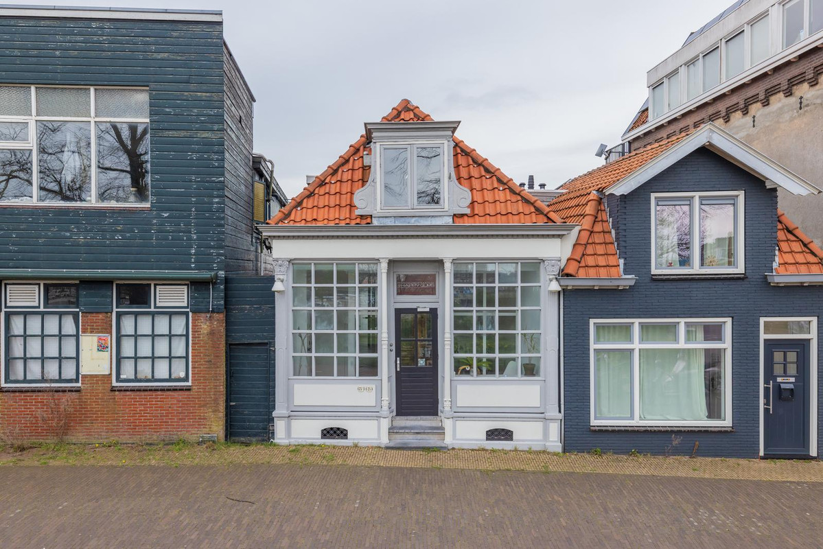 Appartement te koop: Zuiddijk 75A, Zaandam