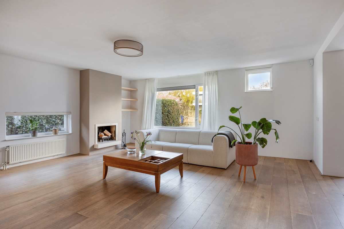Hoekwoning te huur: Eisdenstraat 68, Amsterdam