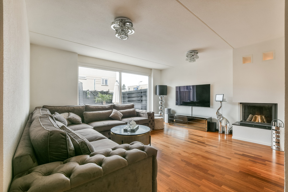 Hoekwoning te koop: Fanfarehof 27, Zaandam