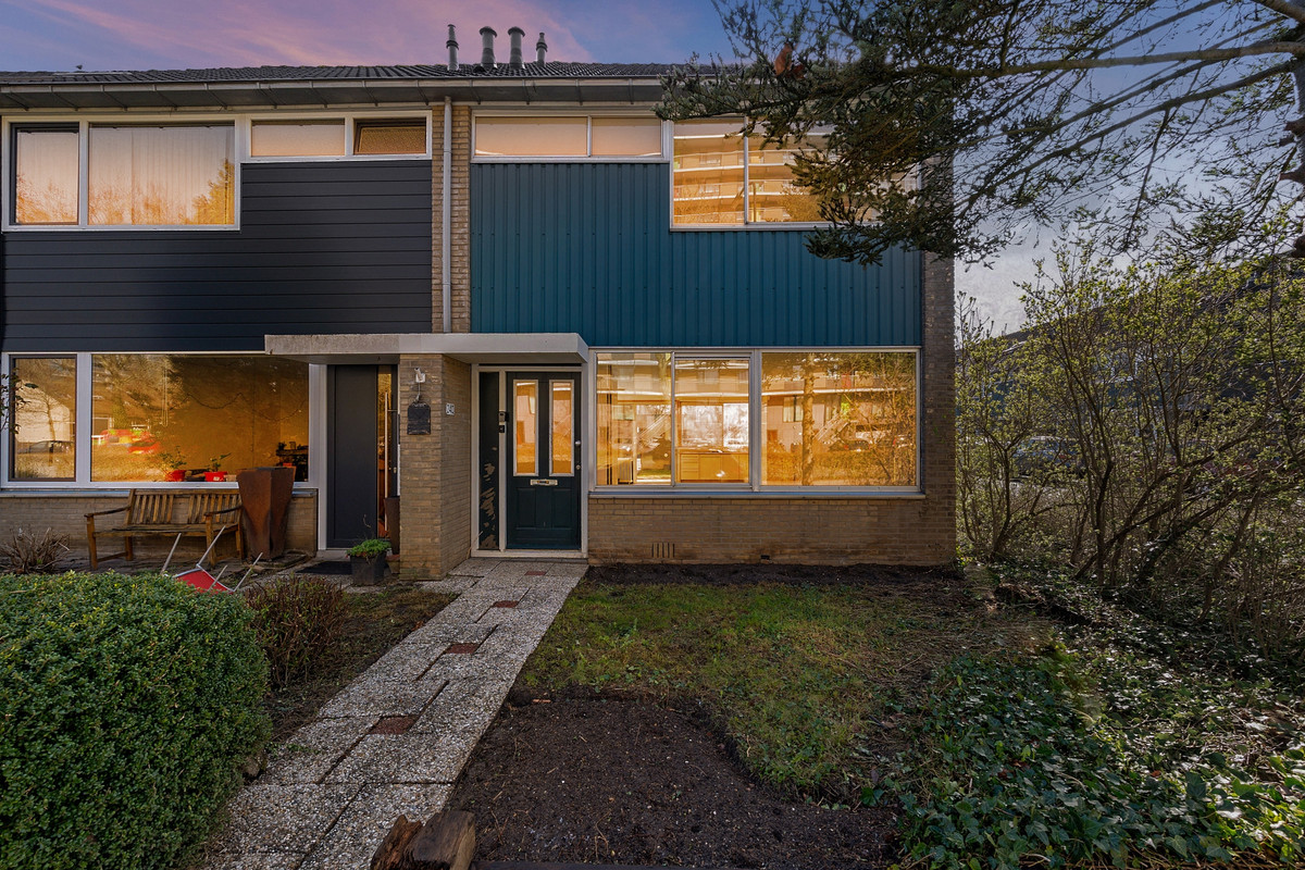 Hoekwoning te koop: Gentiaanstraat 240, Apeldoorn