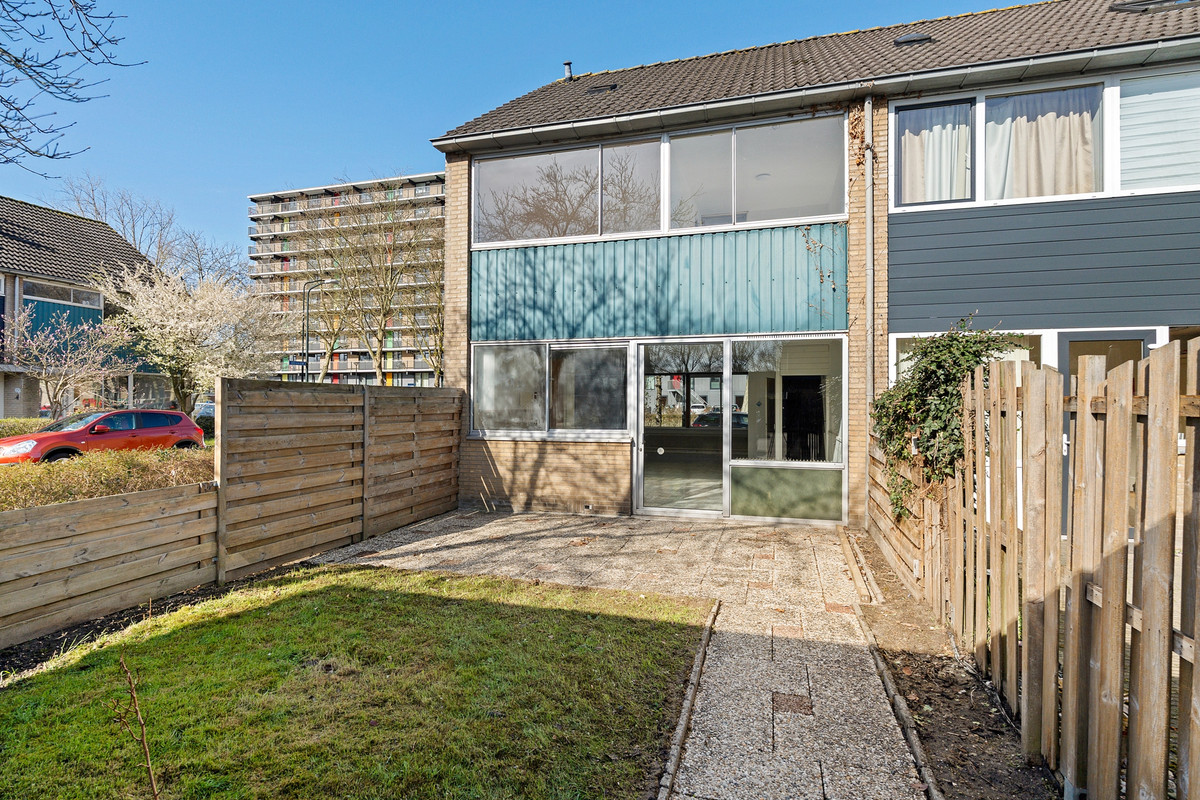 Hoekwoning te koop: Gentiaanstraat 240, Apeldoorn