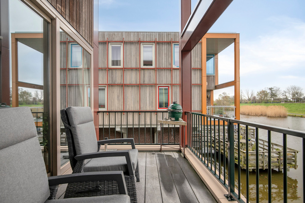 Twee-onder-één-kap te koop: Schillingdijk 9, Amsterdam