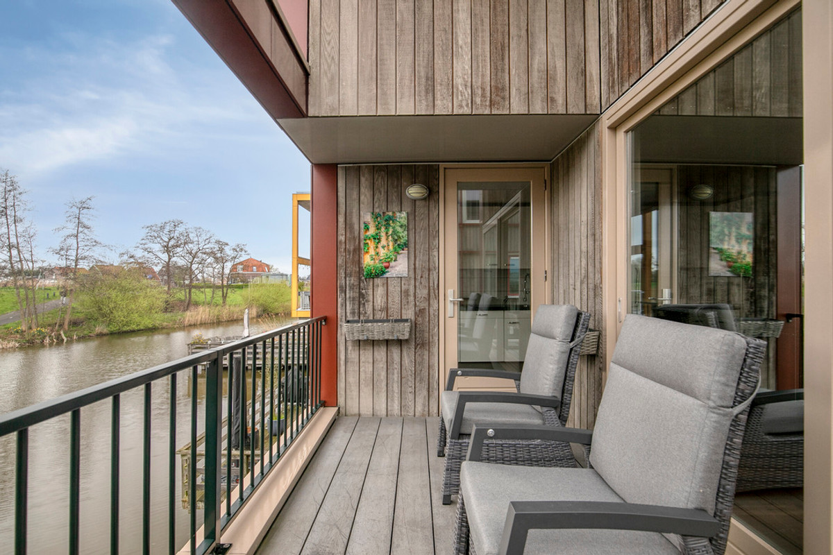 Twee-onder-één-kap te koop: Schillingdijk 9, Amsterdam