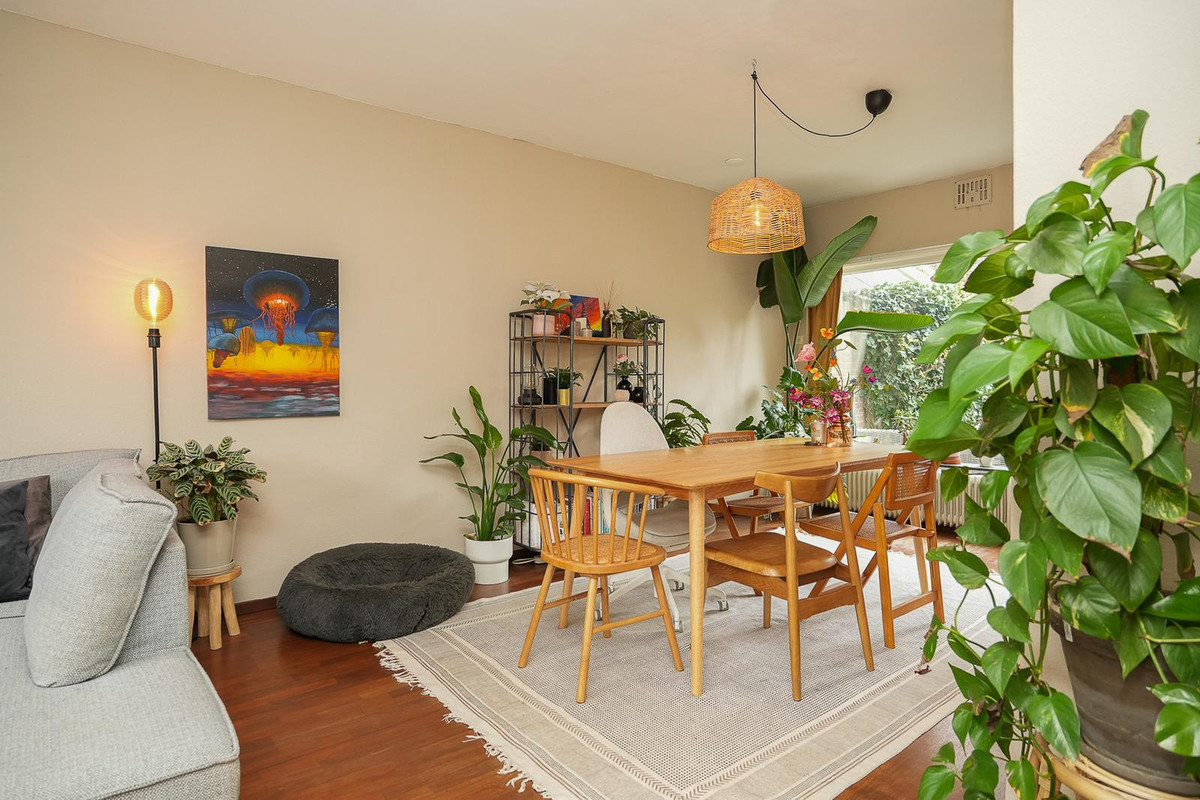 Tussenwoning te koop: Catharina van Renneslaan 16, Utrecht