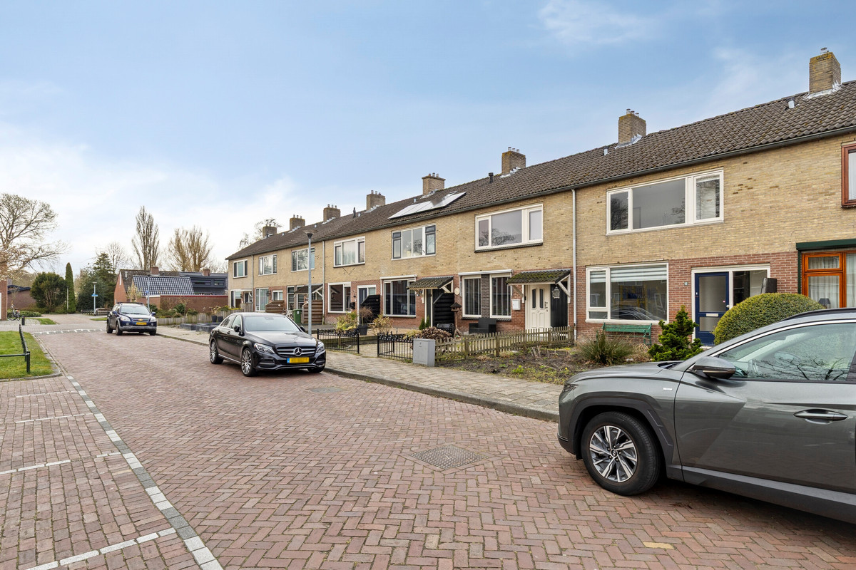 Tussenwoning te koop: Drentsemonden 12, Stadskanaal