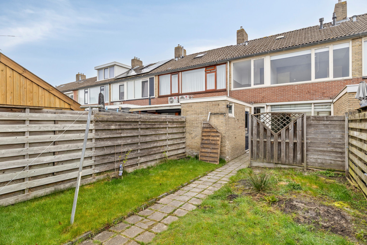Tussenwoning te koop: Drentsemonden 12, Stadskanaal
