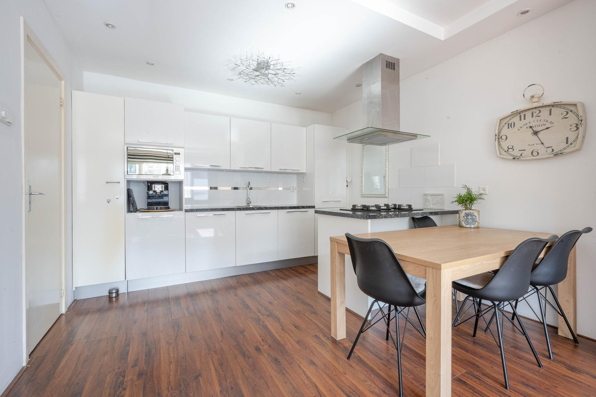 Appartement te koop: Wolphaertsbocht 132A, Rotterdam