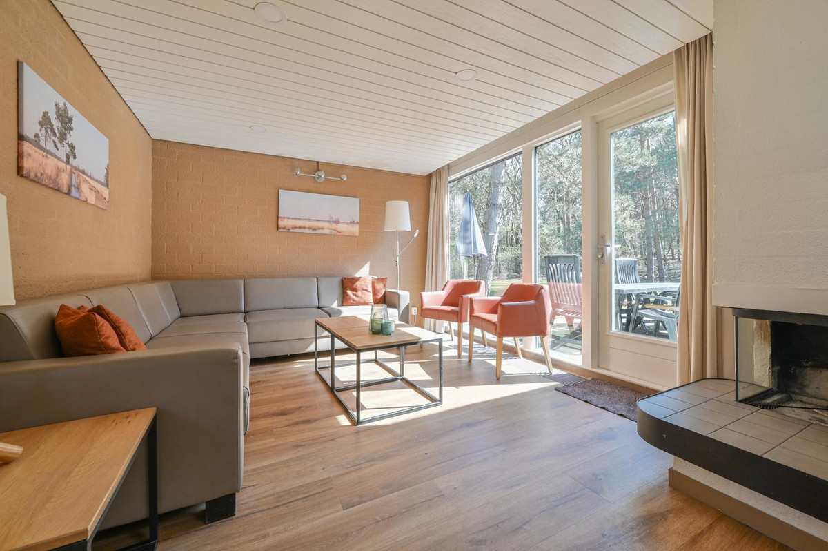 Hoekwoning te koop: Lommerbergen 216, Reuver