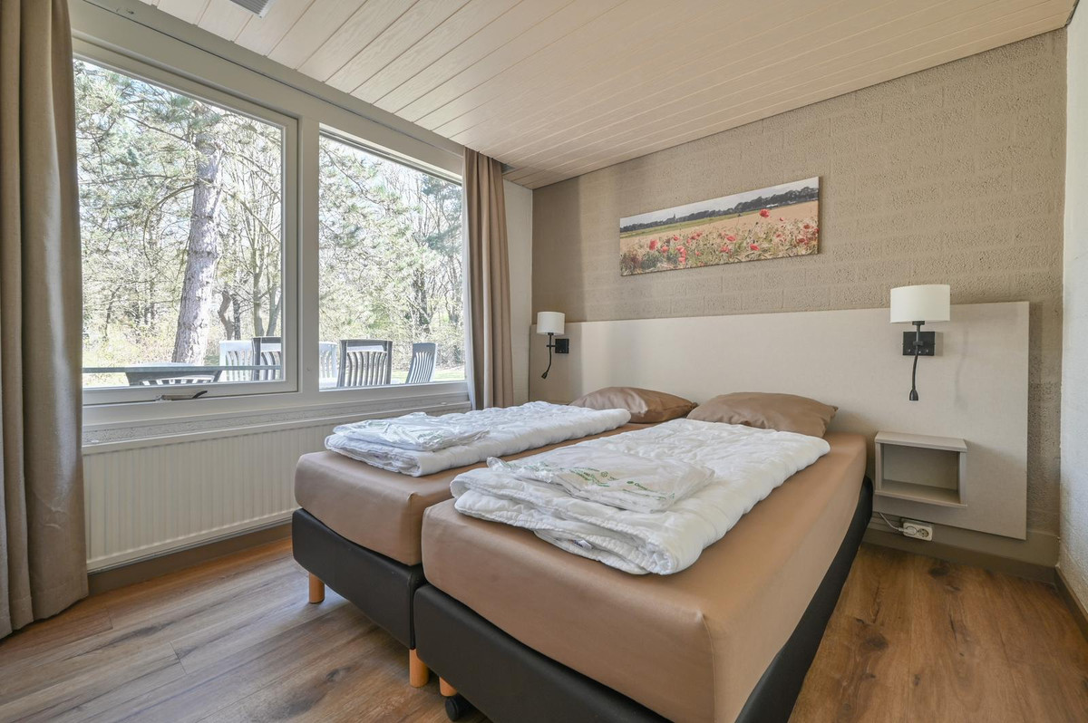 Hoekwoning te koop: Lommerbergen 216, Reuver