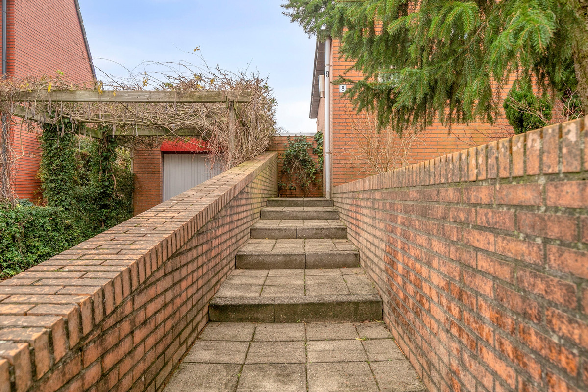 Hoekwoning te koop: Galgeveld 8, Zeist